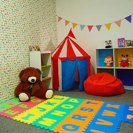 Aries Homestay อิโปห์ ภายนอก รูปภาพ